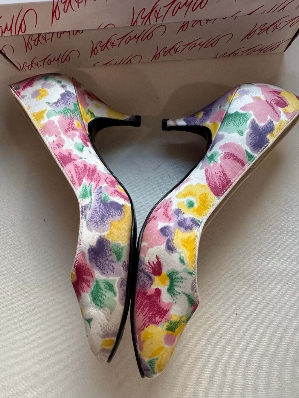 Vintage Floral Satin Watercolor Heels Coquette Cottagecore Garden Party 8.5